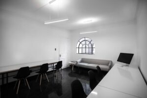 Oficinas en Renta en Insurgentes Parque Hundido. Coworking con Todos los Servicios Incluidos. Acceso 24/7, Salas de Juntas y Terraza.