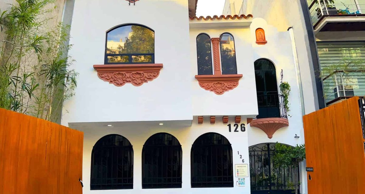 Private Offices and Coworking Polanco with all Services Included with Terrace and Meeting Rooms